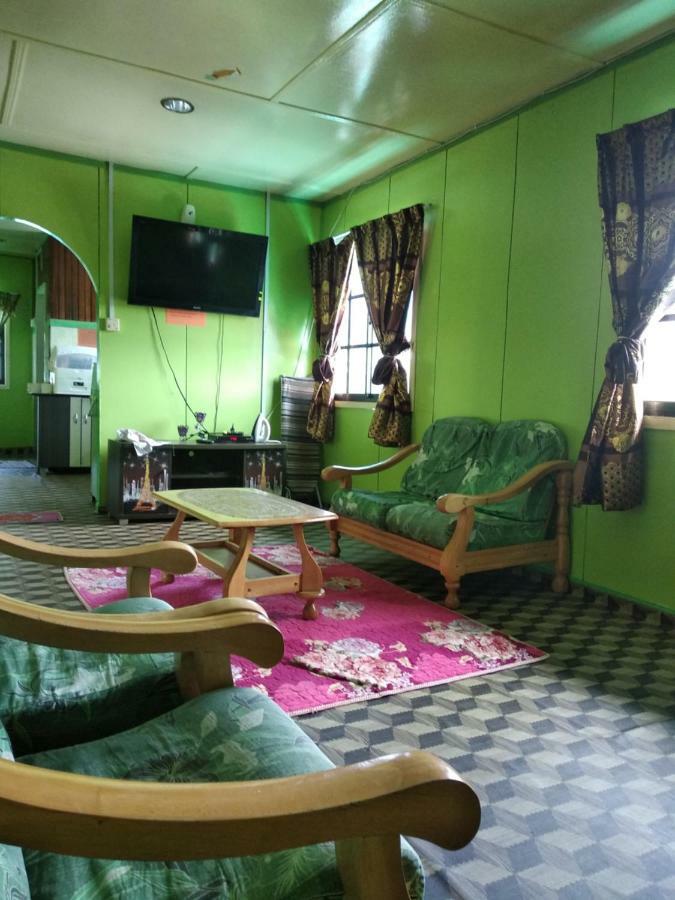 Almeera Homestay Kampong Kundassan 외부 사진